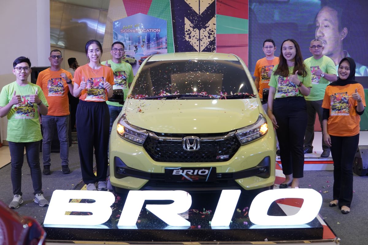 New Honda Brio sapa publik Kota Padang