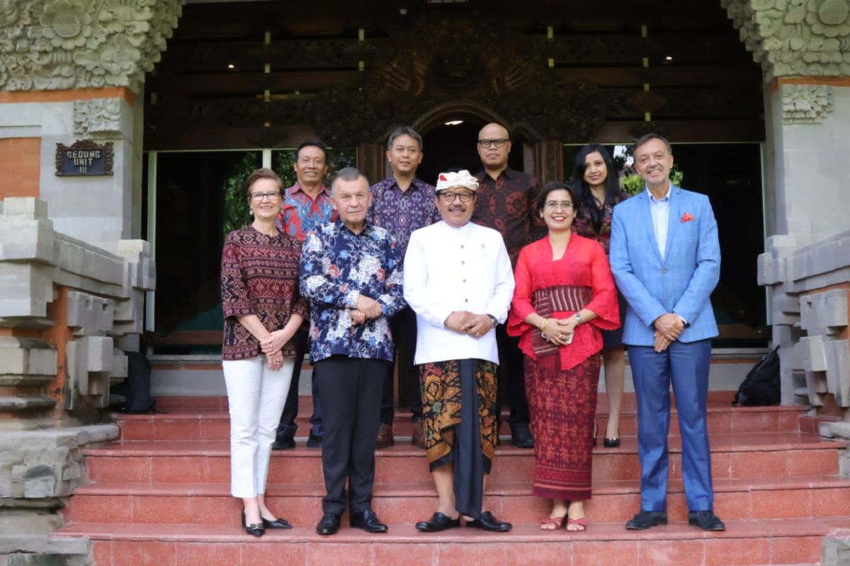 Wagub terima kunjungan Dubes Polandia hendak buat taman nuansa Bali