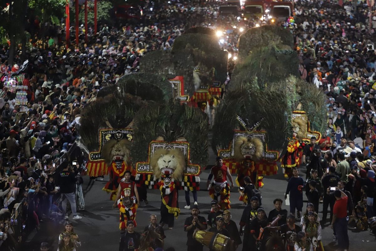 Surabaya Vaganza parade proposed for 2024 Kharisma Event Nusantara