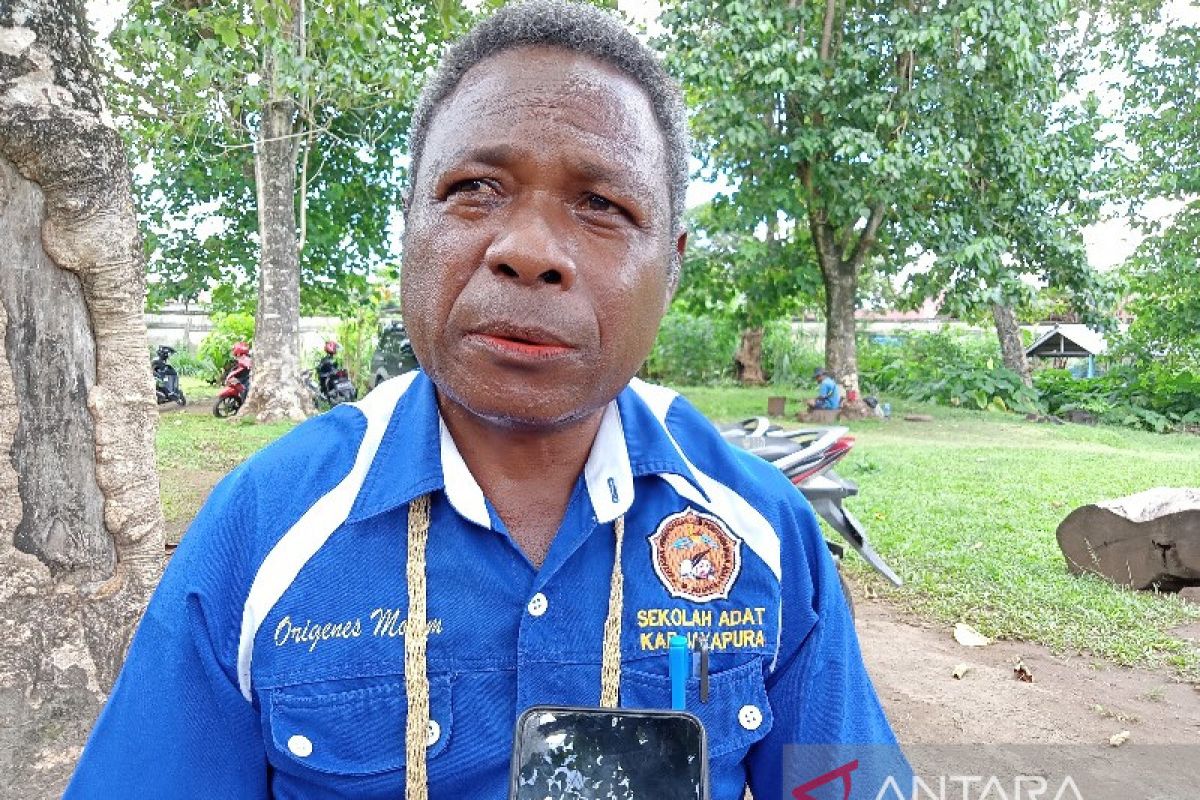 Sekolah Adat Papua kembangkan ikan Danau Sentani  menjadi ikan asin