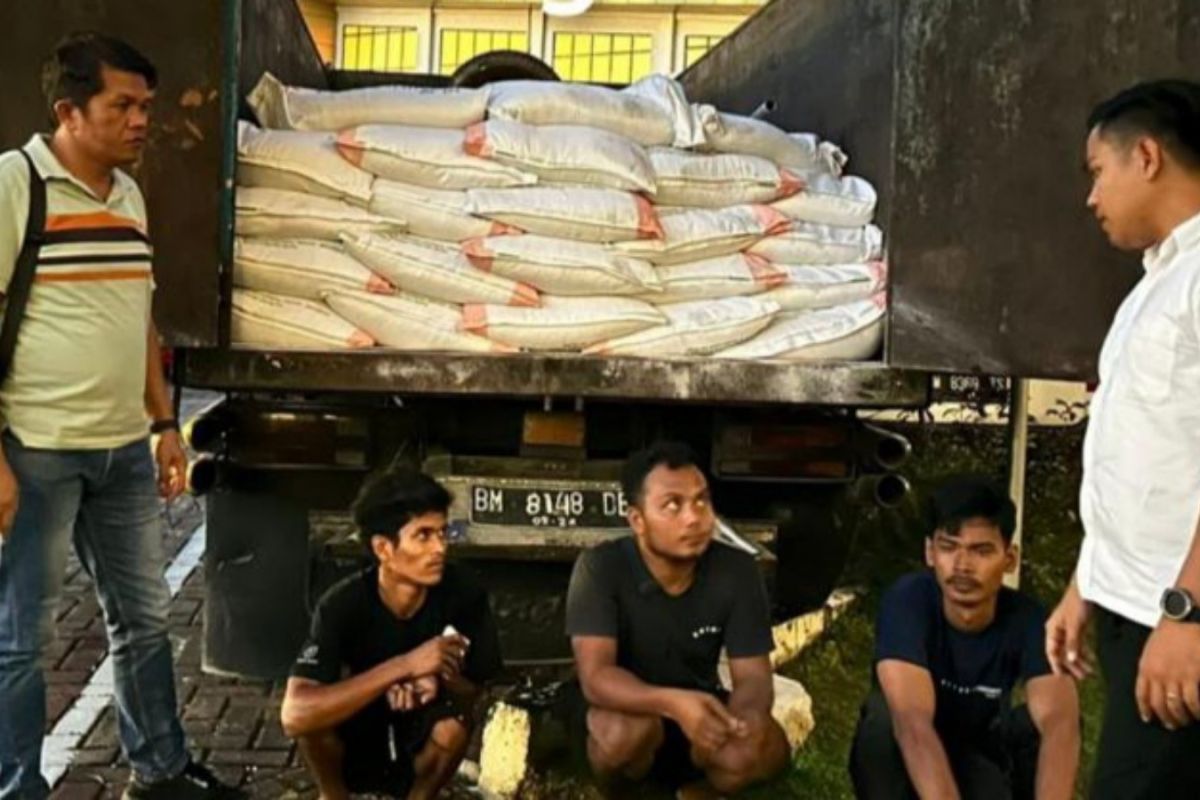 Pengedar pupuk palsu ditangkap di Pekanbaru