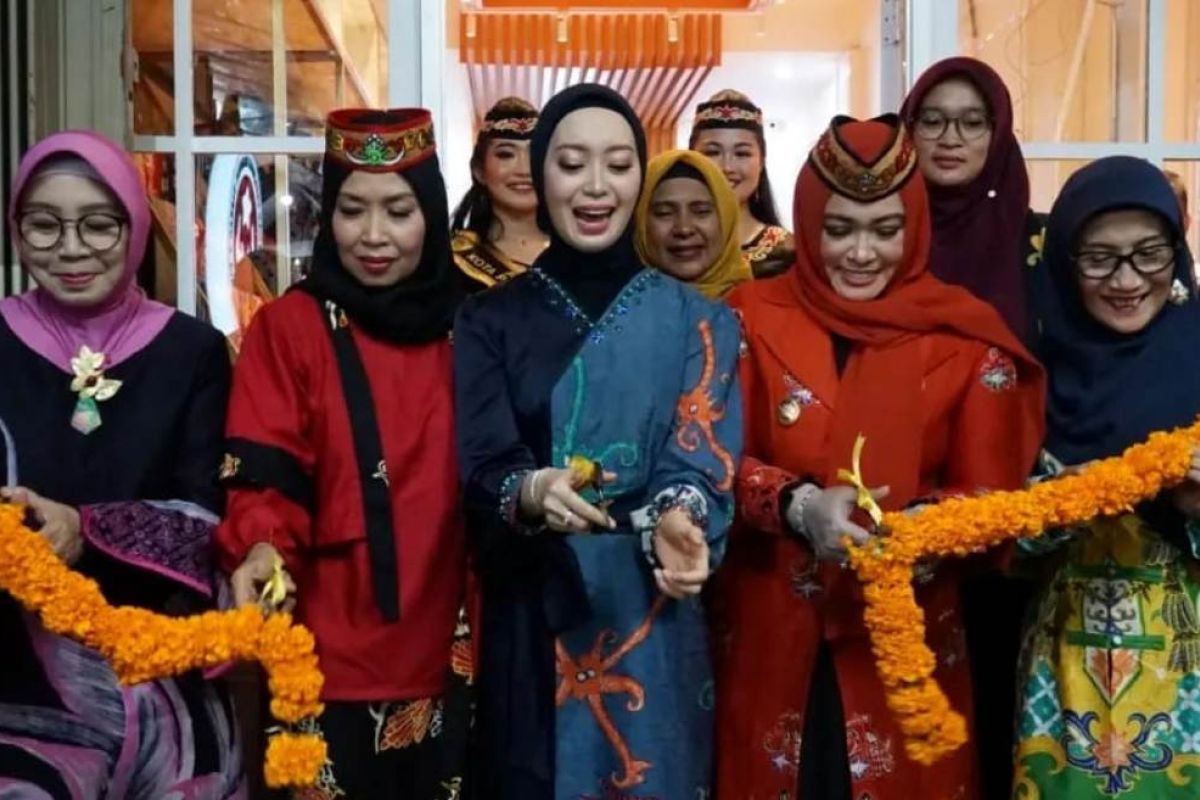 Dekranasda Palangka Raya fasilitasi pemasaran UMKM Kalteng lewat Handycraft Gallery