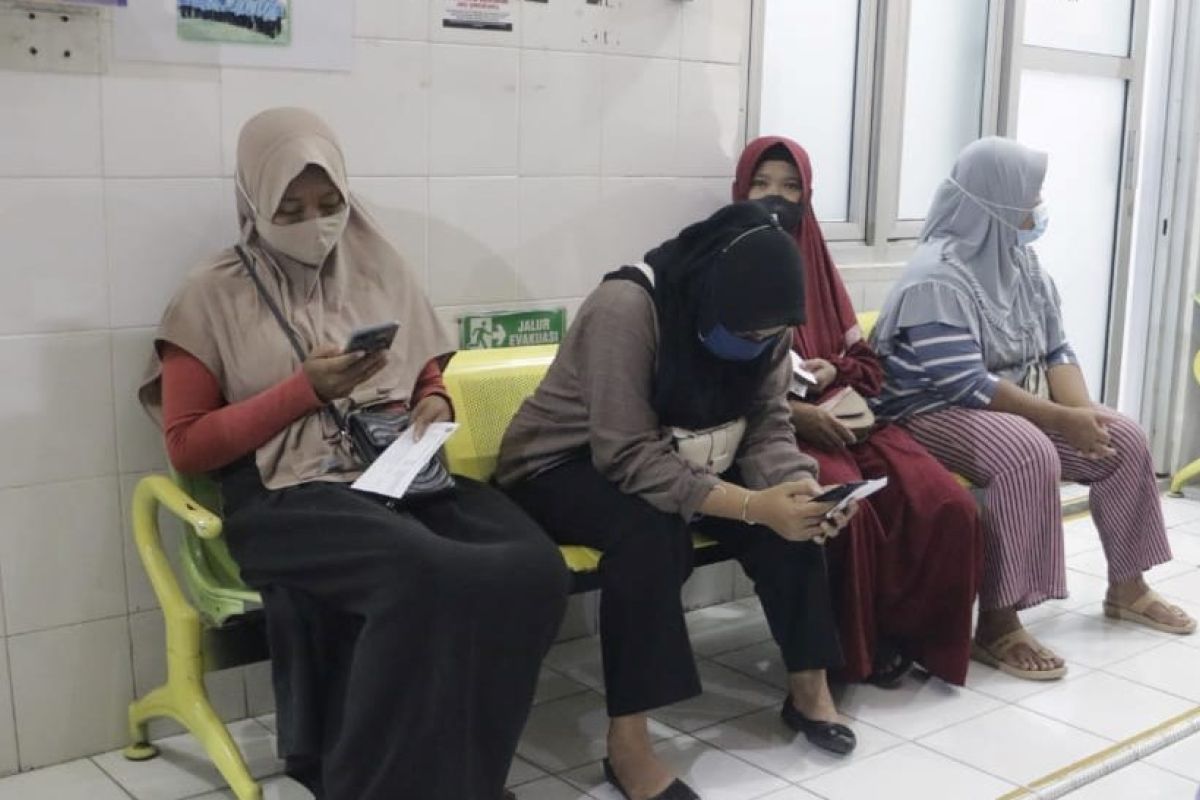 Dinkes Kota Madiun gelar pemeriksaan IVA deteksi dini kanker serviks