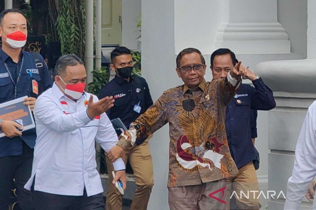 Politik kemarin, restrukturisasi satgas TPPO hingga logo Nusantara