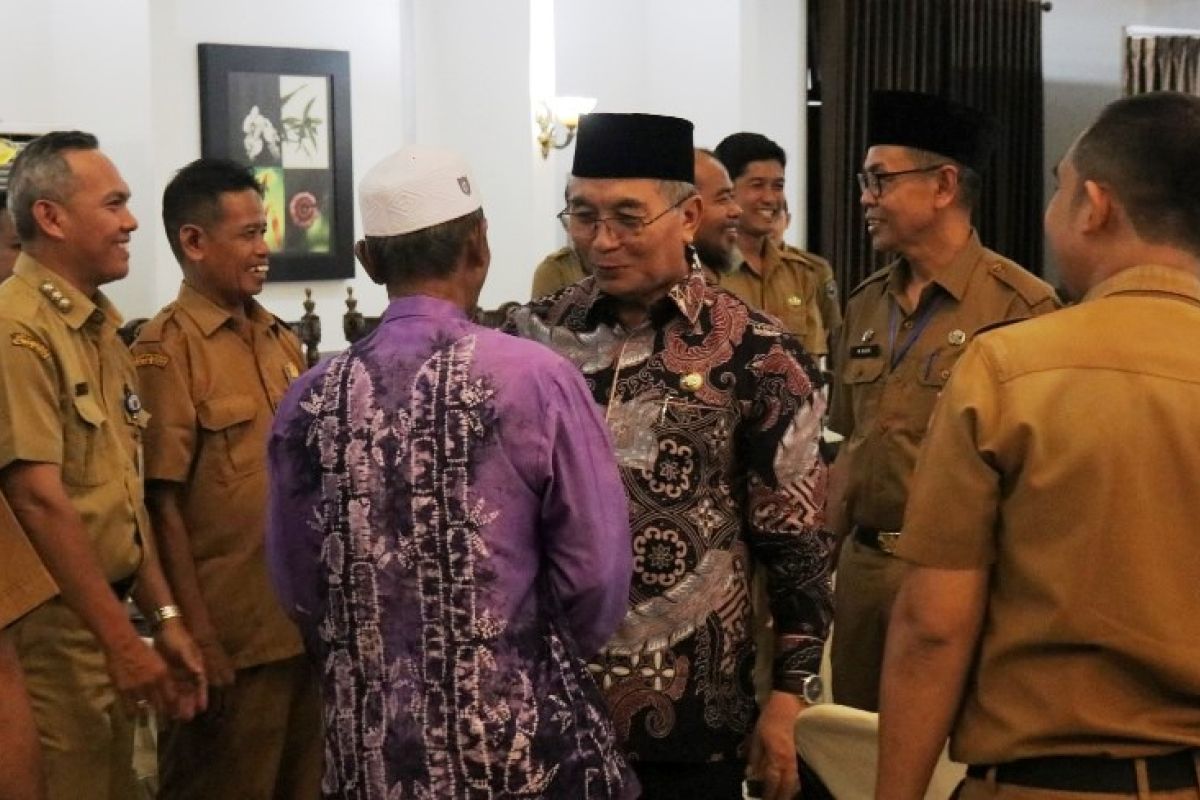 Pemkab HSS silaturrahmi dan lepas calon jemaah haji ASN