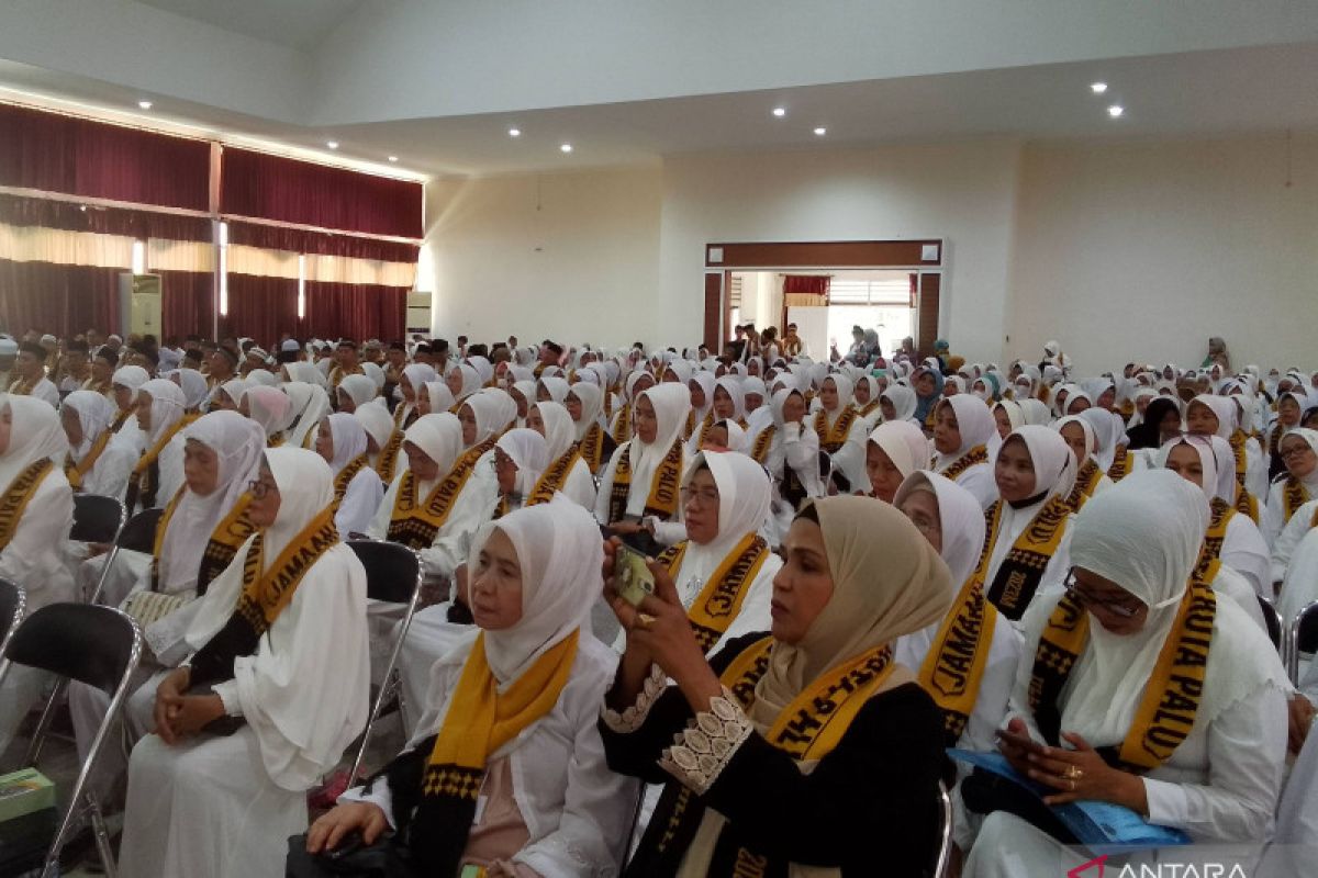 Hadianto Rasyid harapkan 579 calon haji asal Kota Palu jaga kesehatan