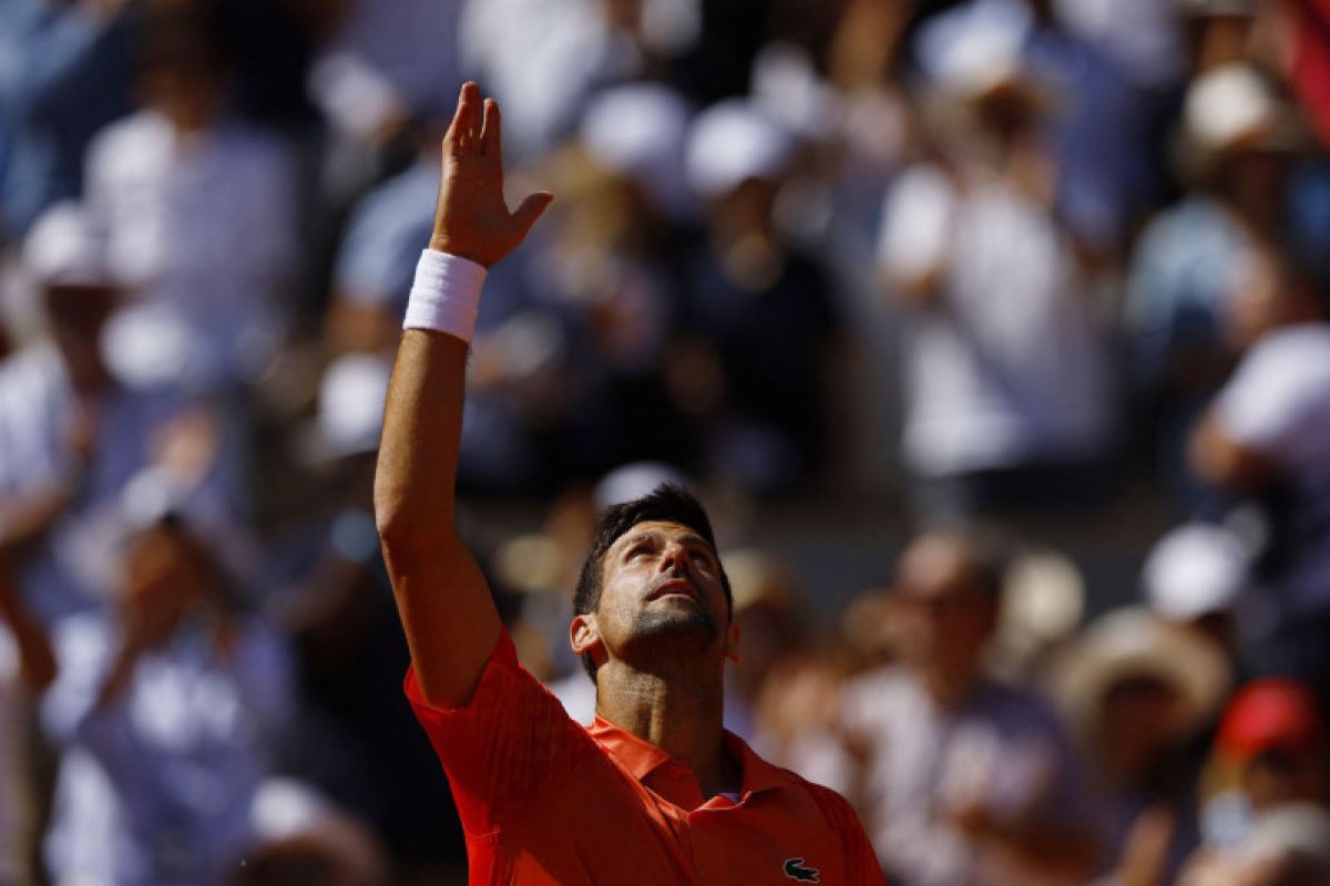 French Open: Petenis Djokovic tulis pesan tentang konflik Kosovo dan Serbia