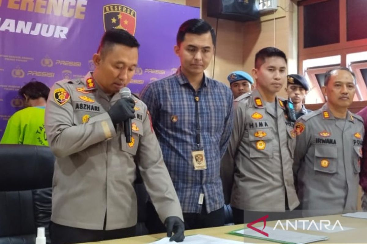 Polres Cianjur tangkap dua orang pelaku pencurian sepeda motor