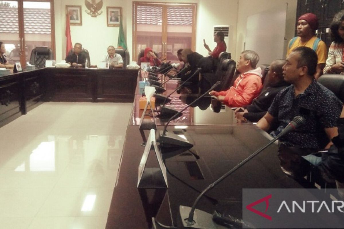 Forum Komunitas Pengusaha Mardika minta perlindungan DPRD maluku