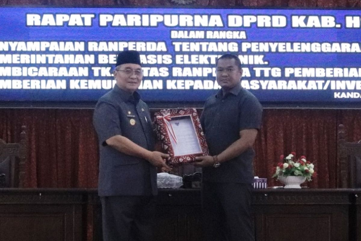 Raperda Penyelenggaraan SPBE HSS untuk keterbukaan informasi