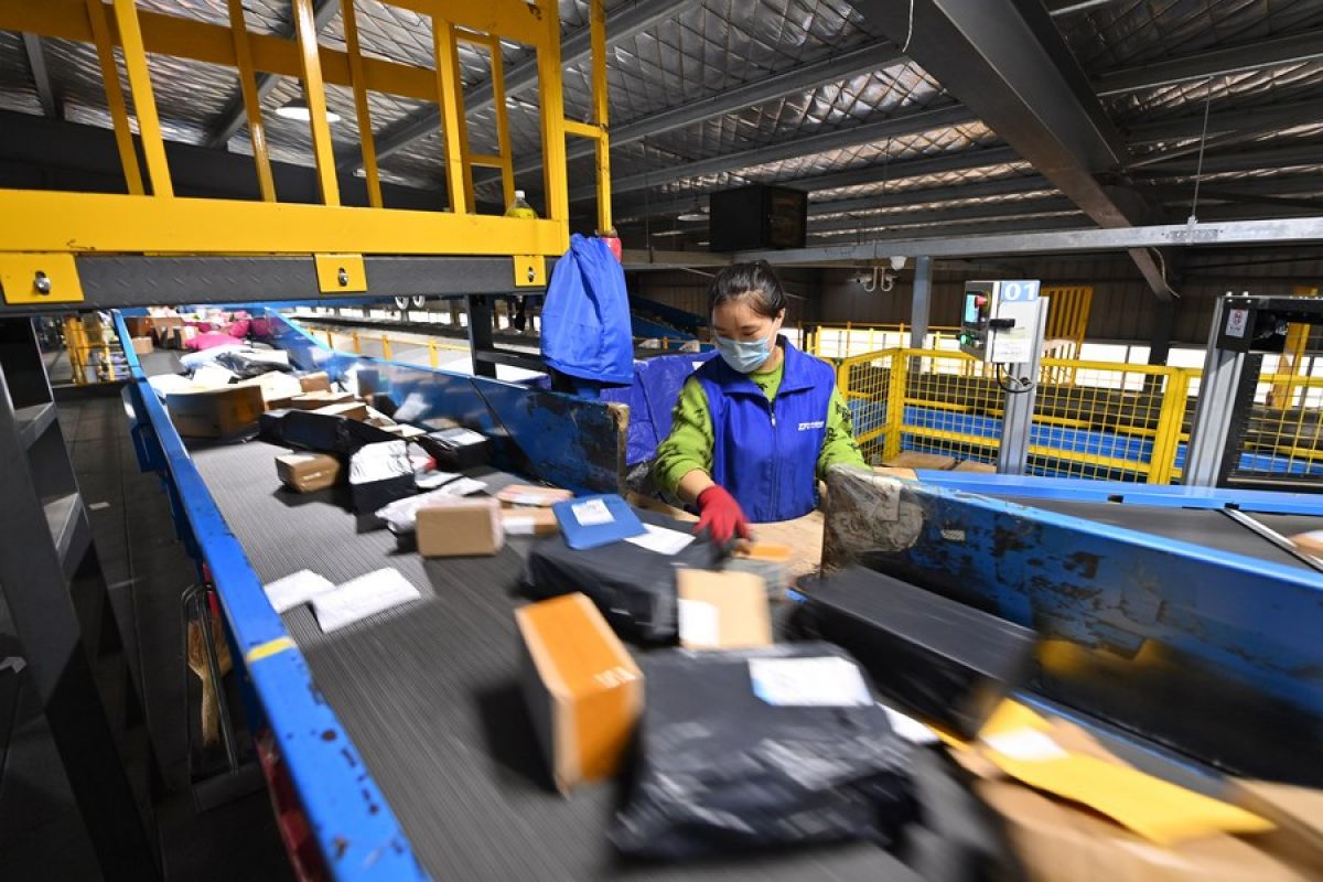Sektor logistik China laporkan pertumbuhan dalam 4 bulan pertama 2023