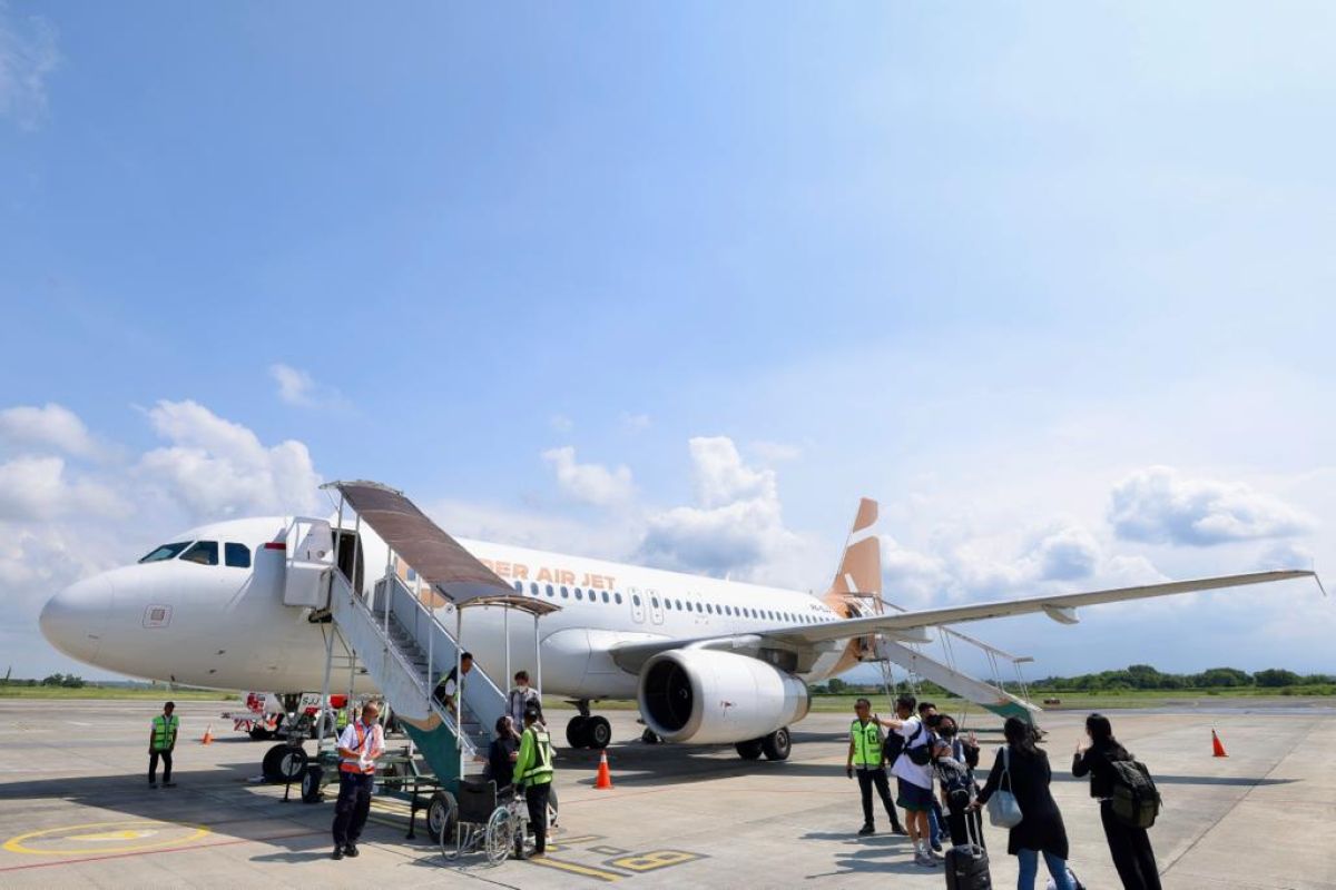 Super Air Jet tawarkan konsep maskapai biaya rendah Jakarta-Banyuwangi PP