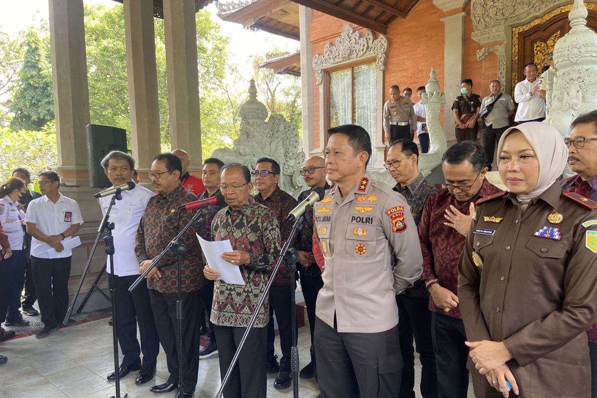 Gubernur Koster larang pendakian gunung di Bali