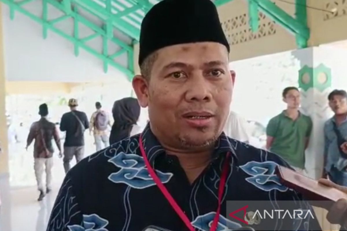 Calon haji Cirebon mulai diberangkatkan ke Asrama Haji Indramayu
