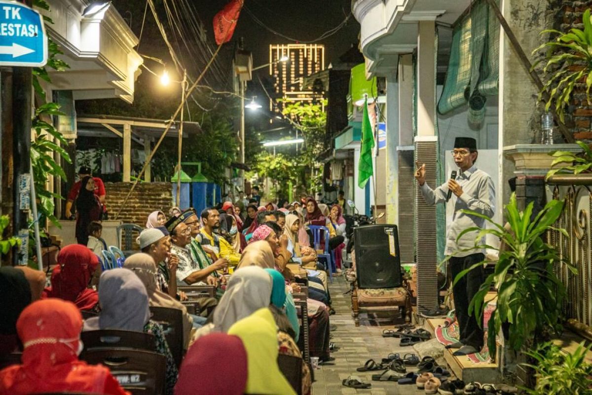Ketua DPRD: HJKS ke-730 jadi spirit benahi kampung di Surabaya