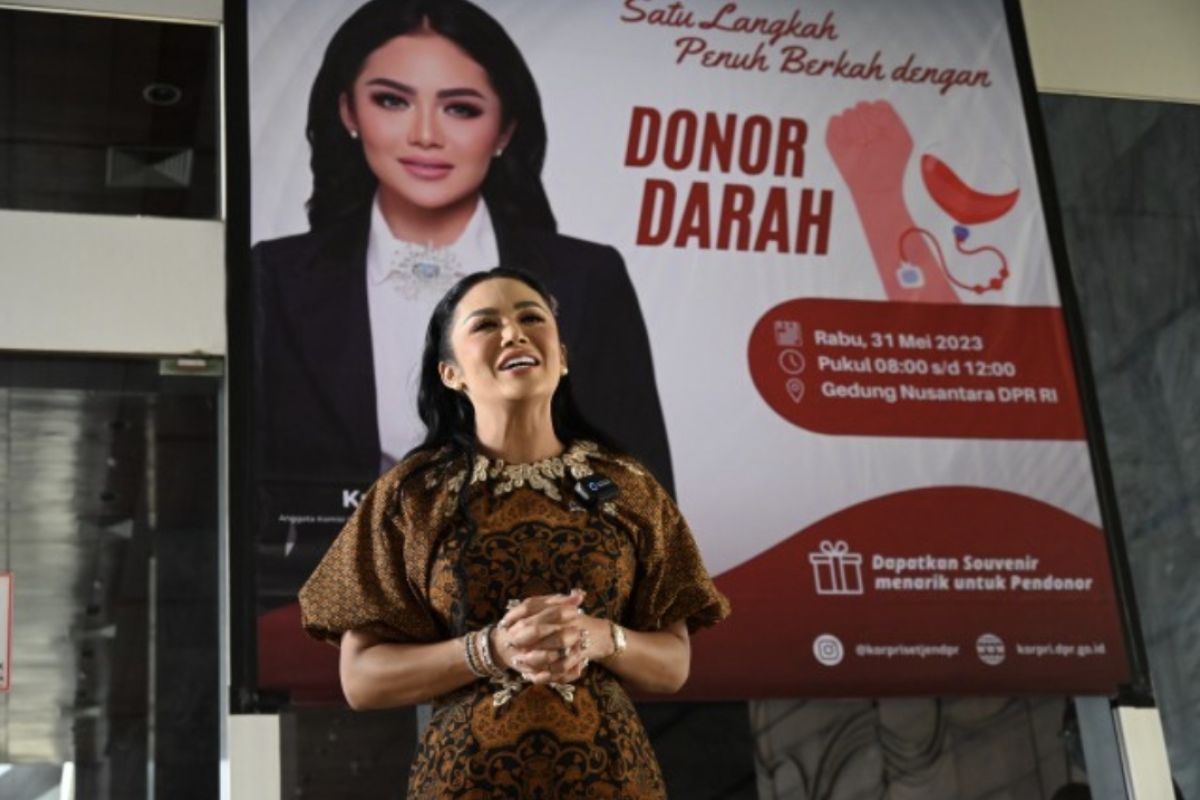 Legislator Krisdayanti minta PMI gratiskan biaya permintaan darah