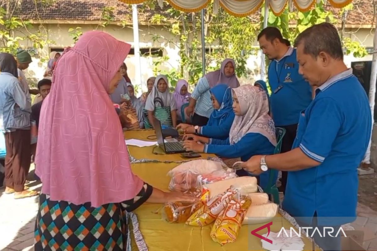 Pemkab Madiun gelar operasi pasar untuk stabilkan harga