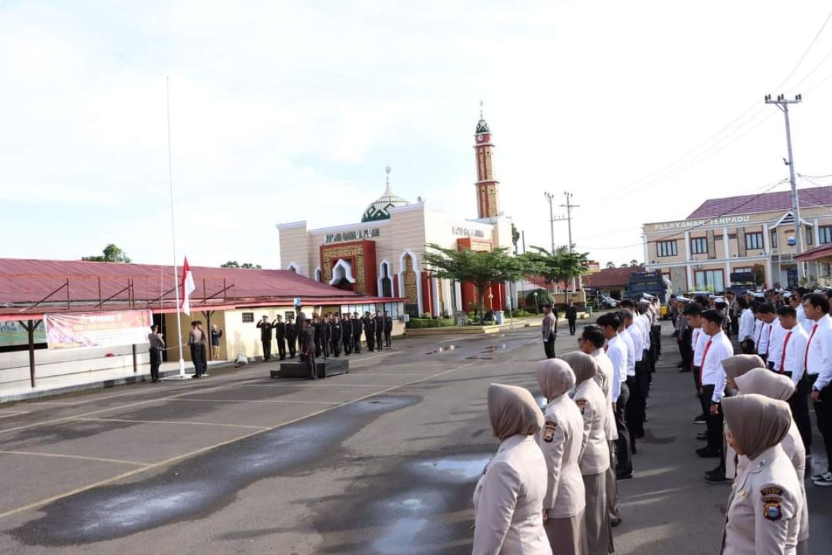 Wakapolres Bone mengajak personel terapkan nilai-nilai Pancasila