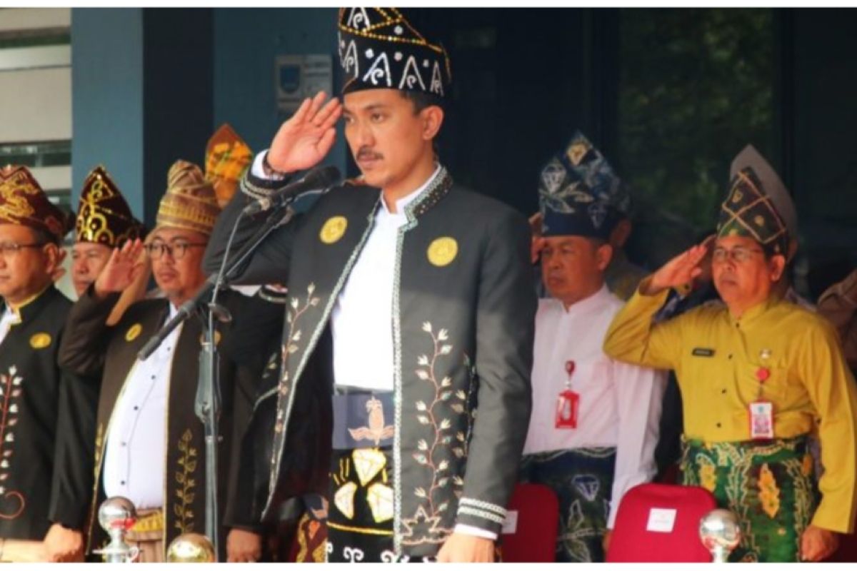 Bupati Banjar kenakan pakaian adat pada upacara peringatan Hari Lahir Pancasila