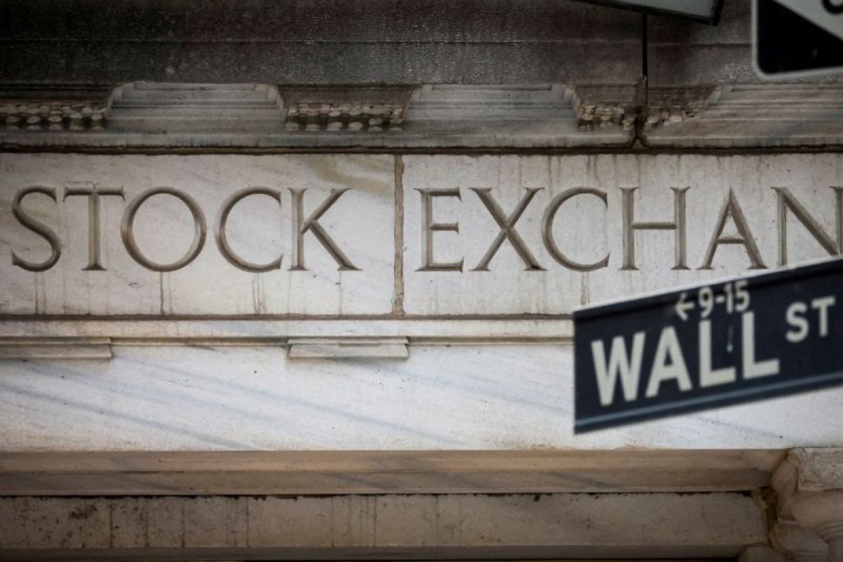 Wall St ditutup lebih tinggi di tengah optimisme kemajuan plafon utang