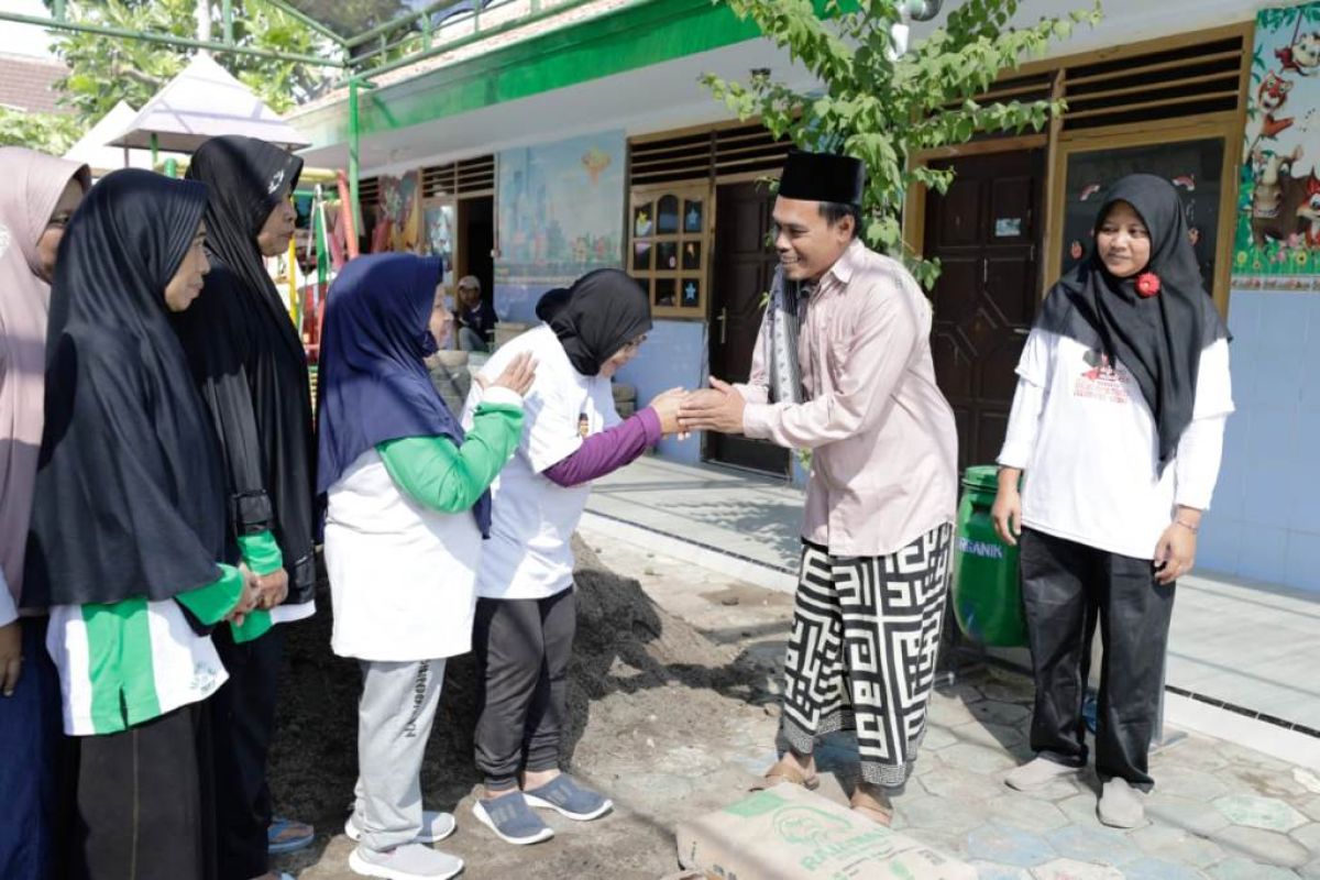 GGN Jatim bantu renovasi kelas RA di Ponorogo