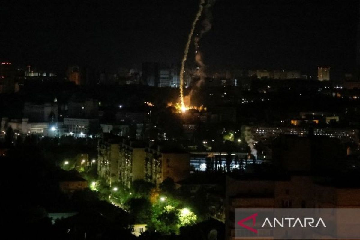 Kiev diguncang ledakan saat kunjungan misi perdamaian pemimpin Afrika