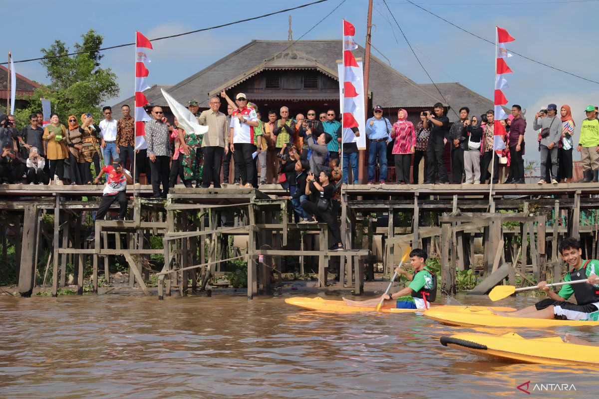 Sutarmidji ajak masyarakat majukan pariwisata Sungai Kapuas