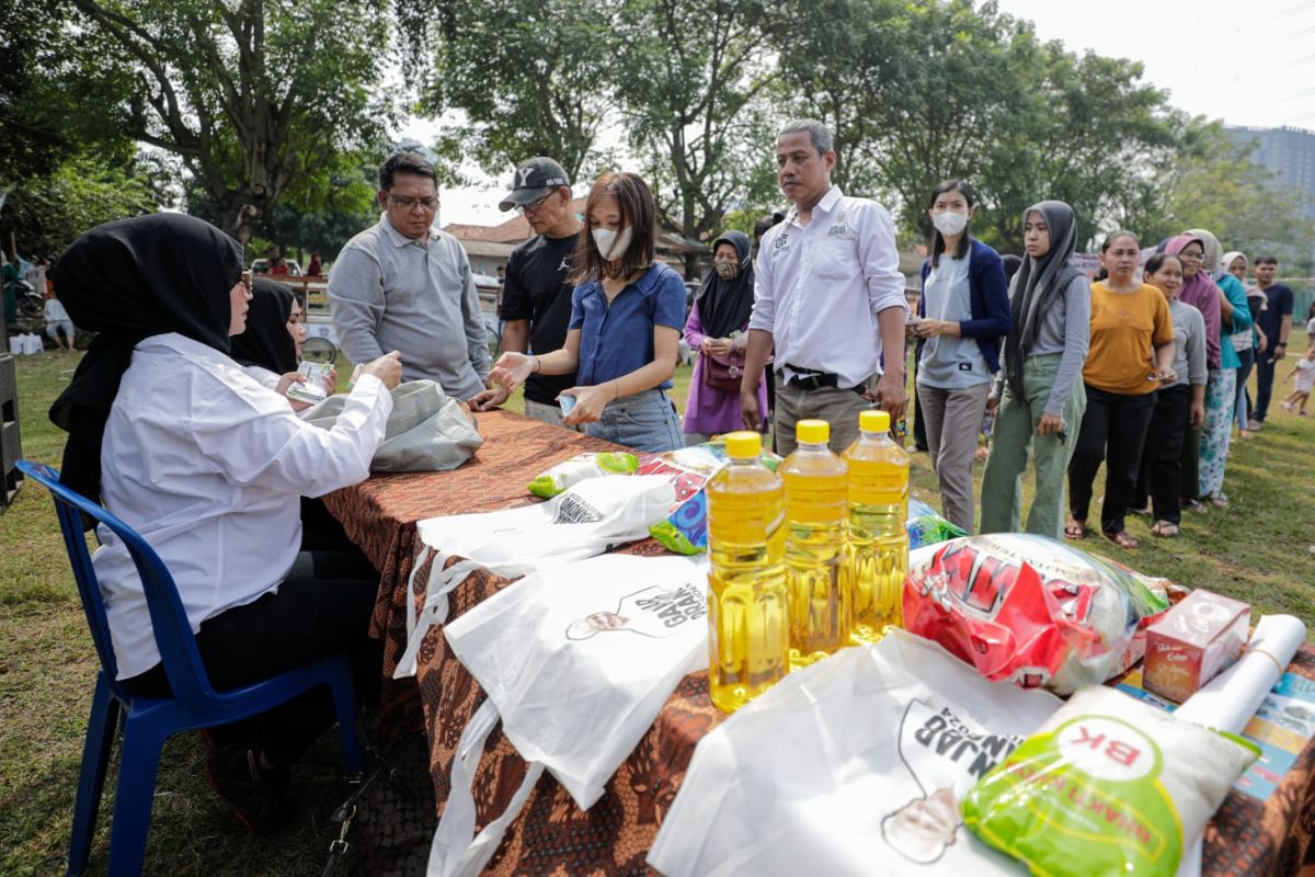 Gelar Pasar Murah di Tangsel, Gardu Ganjar Bantu Warga Dapatkan Sembako Harga Terjangkau