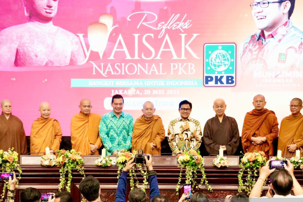 Anggota DPR apresiasi sambutan masyarakat terhadap "bhikku thudong"
