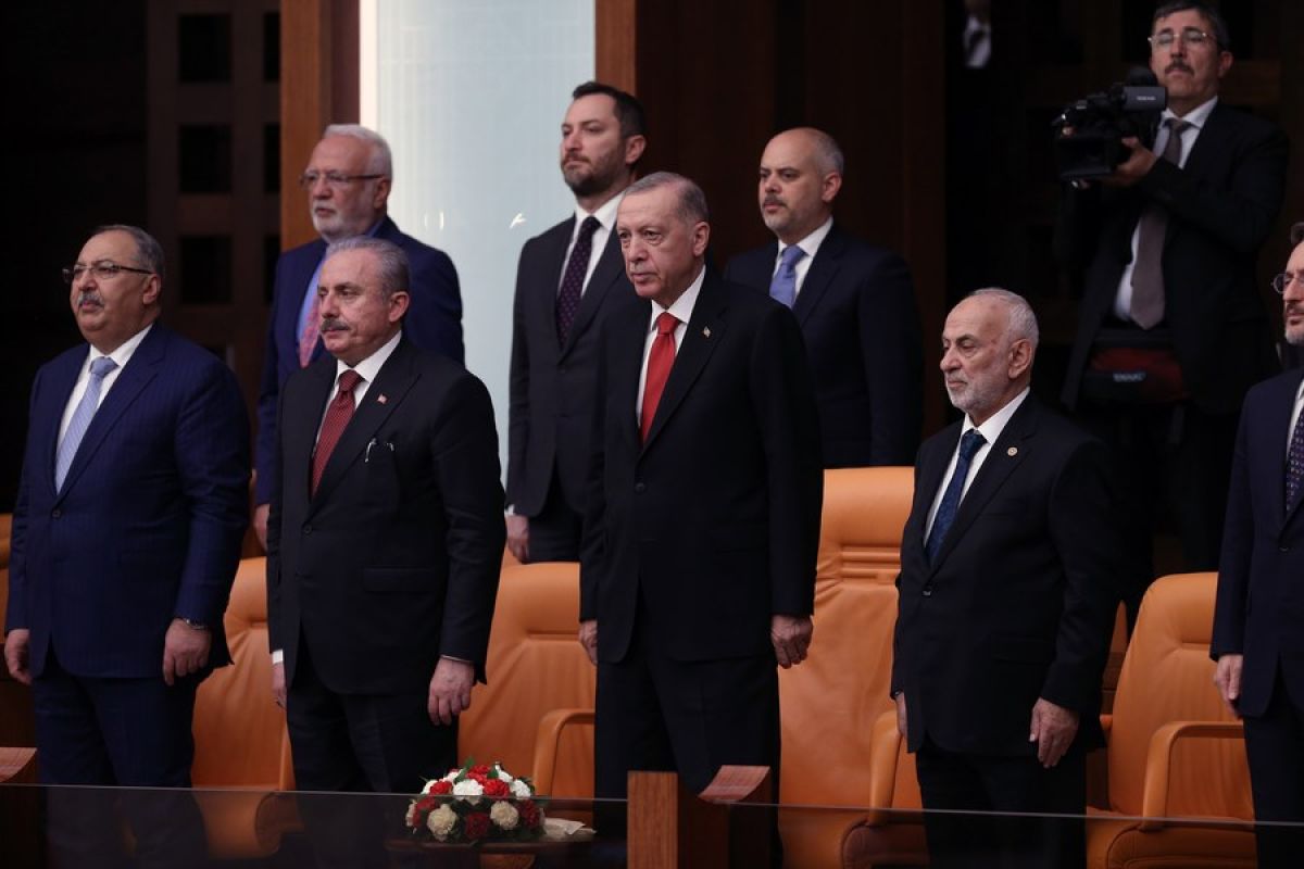 Erdogan berjanji adopsi konstitusi baru saat pidato pelantikan