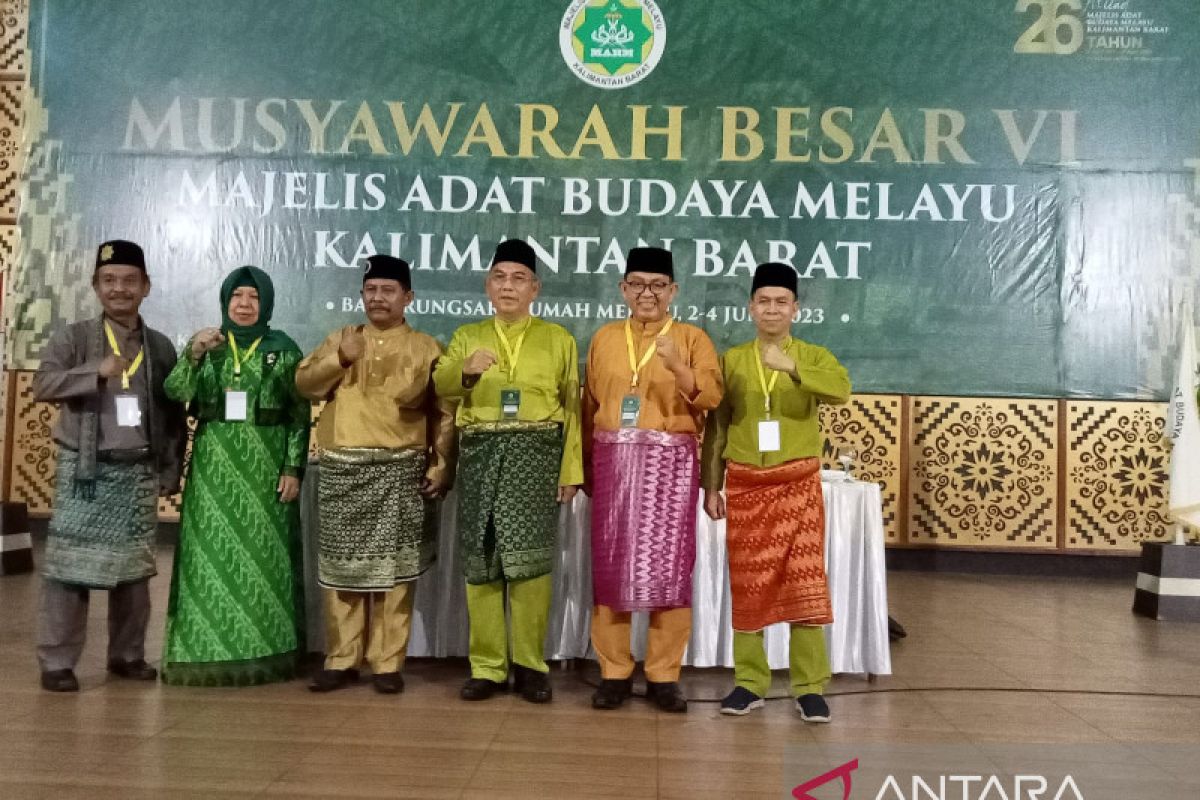 MABM Kalbar berikan perhatian pada pendidikan dan jaga harmonisasi