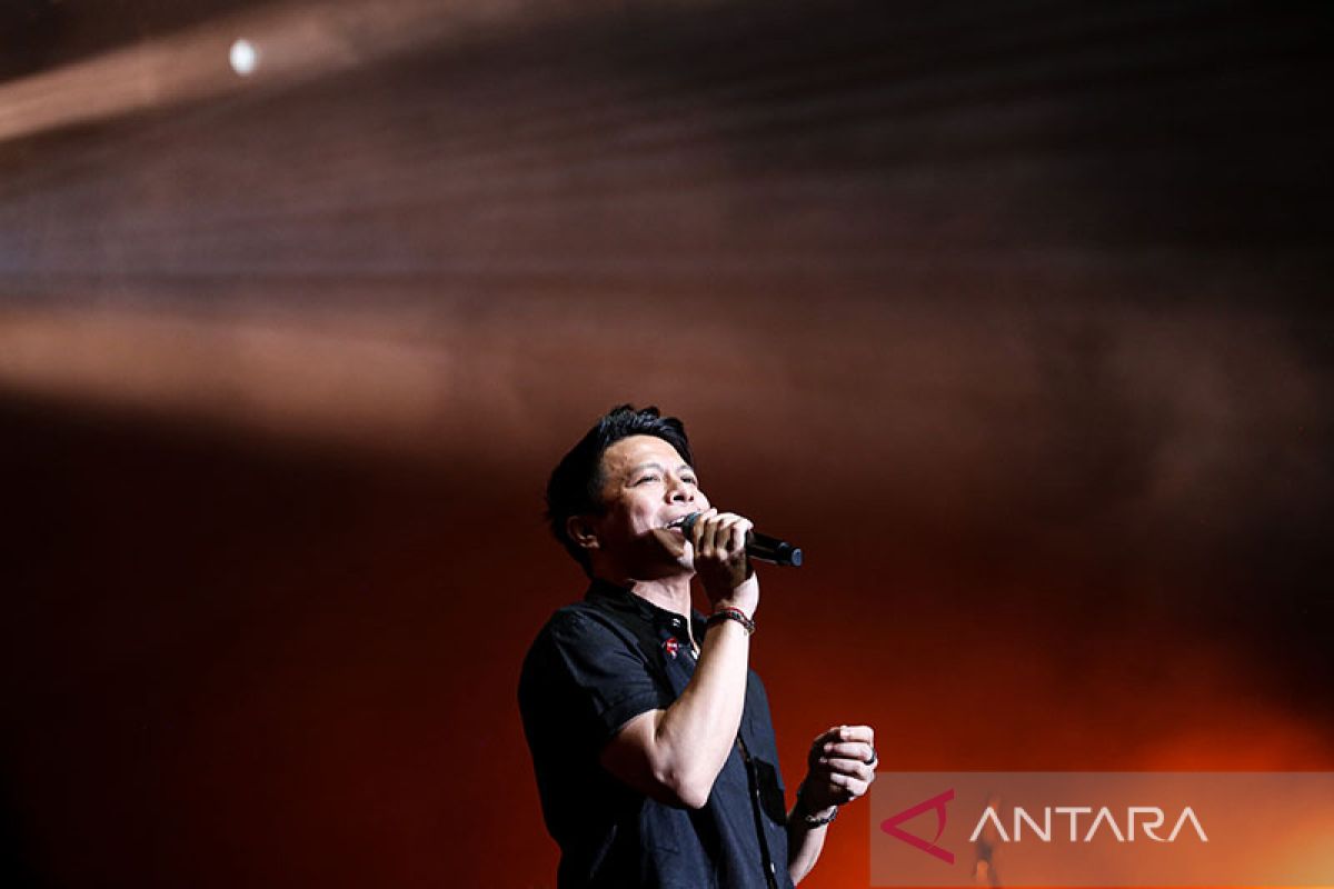 Ariel Noah "nge-Jazz" di penutupan Java Jazz Festival 2023