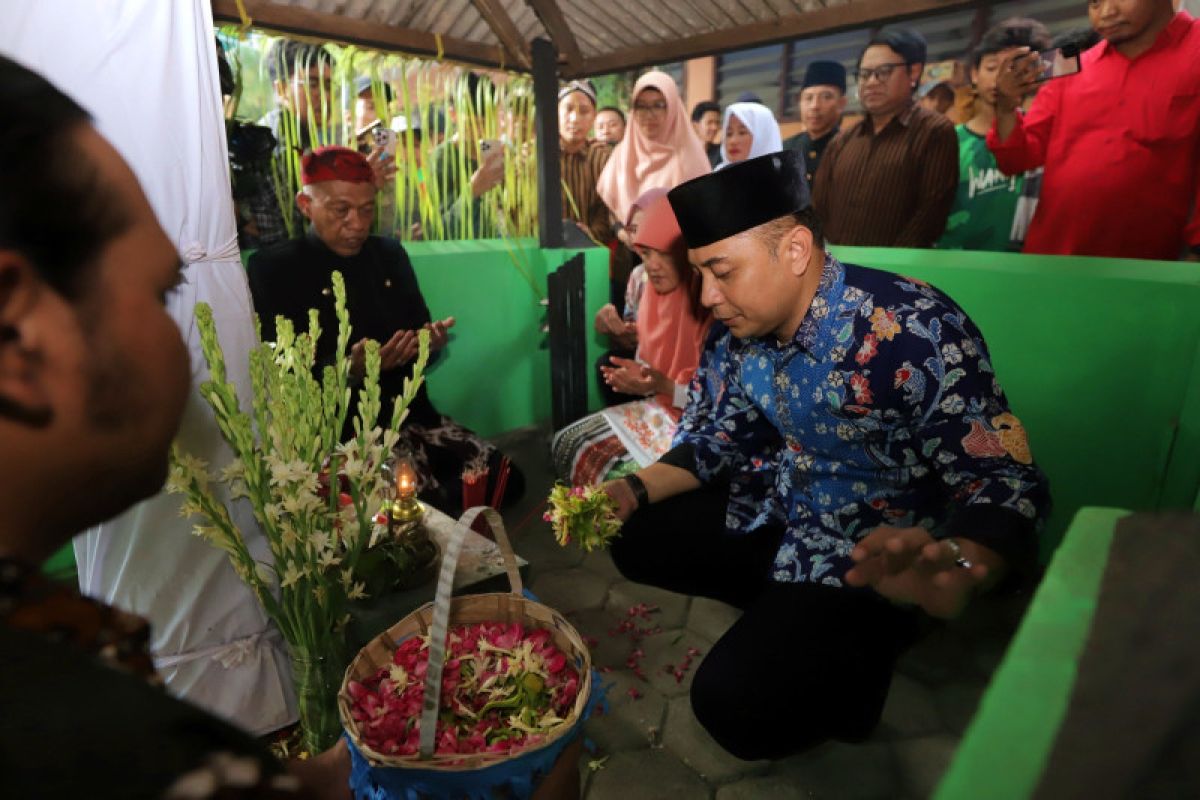 Cak Eri ajak warga Surabaya lestarikan budaya kampung