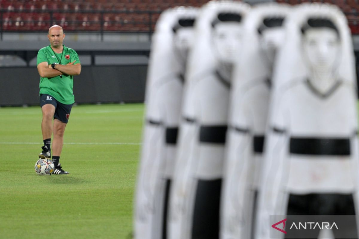 Liga 1: Pelatih PSM Makassar waspadai pemain depan Persebaya