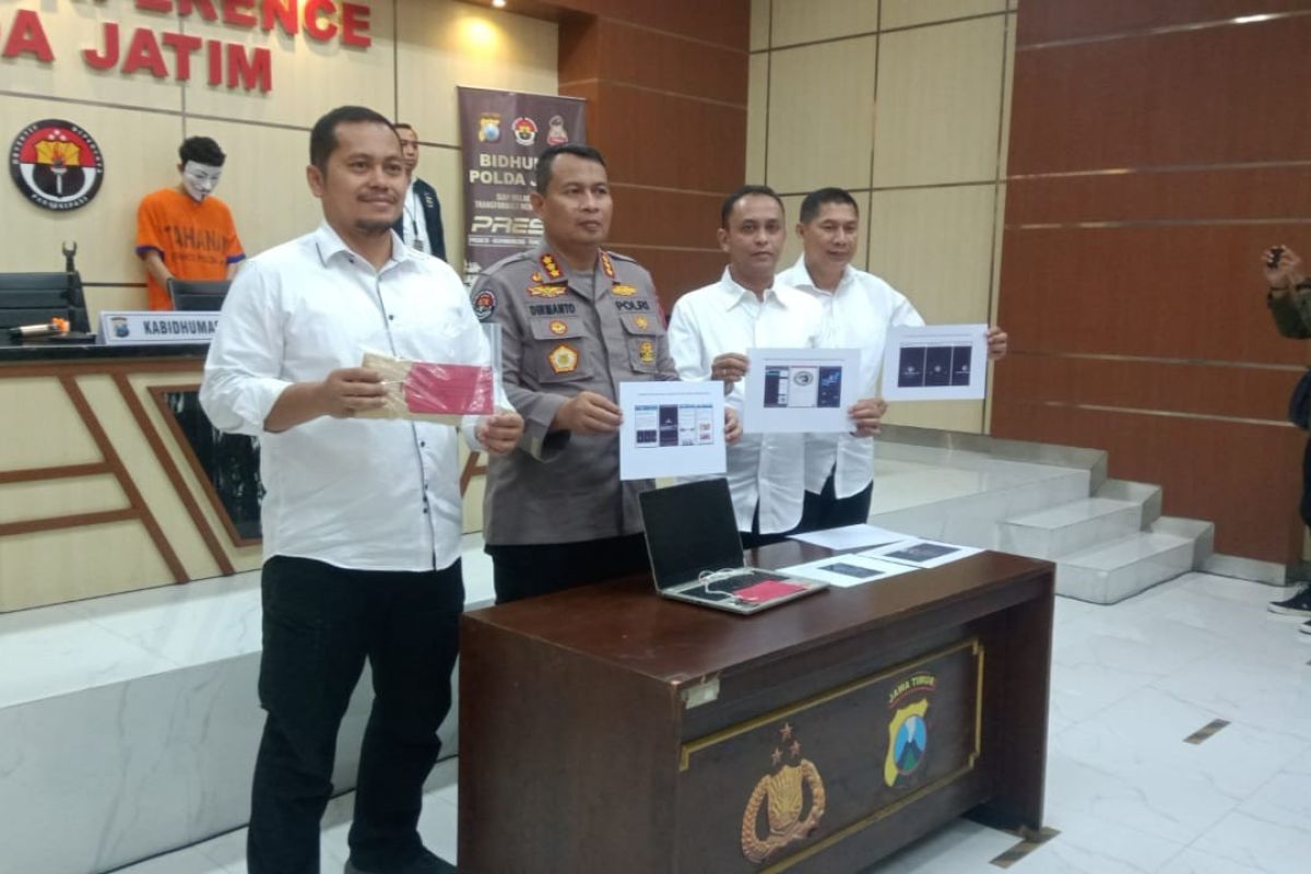 Polisi ringkus tersangka peretasan laman instansi  Pemkab Malang