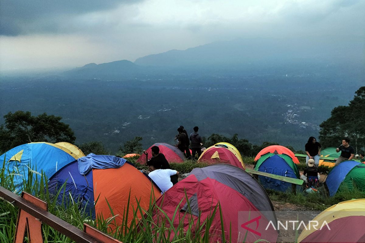 Warga nikmati Temiangan Hill wisata "negeri di atas awan"