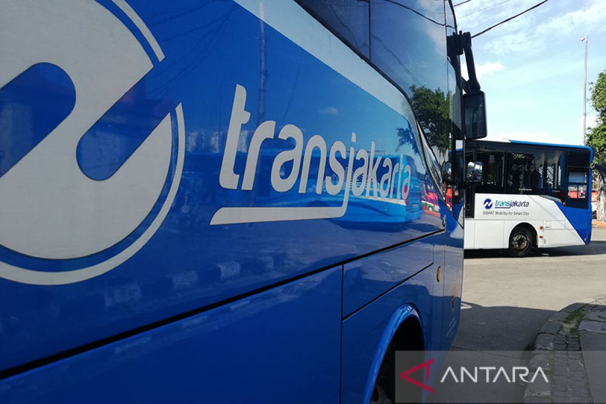 Terminal Kalideres pertahankan operasional dini hari TransJakarta