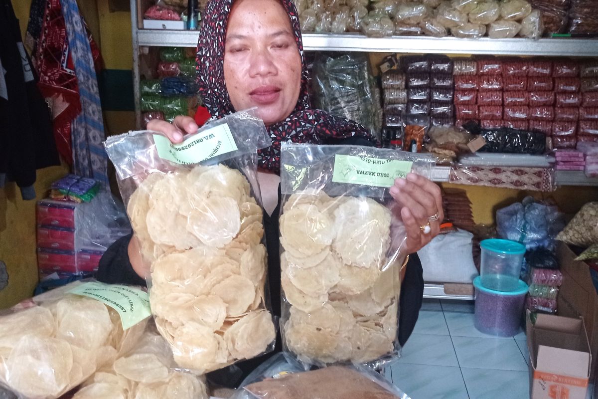 Warga Lebak Banten jadikan kerupuk emping melinjo andalan ekonomi
