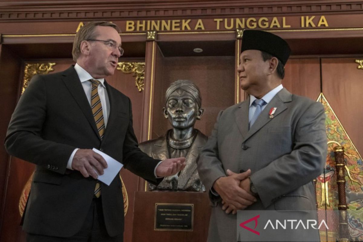 Defense Minister Prabowo to speak at Shangri-La Dialogue