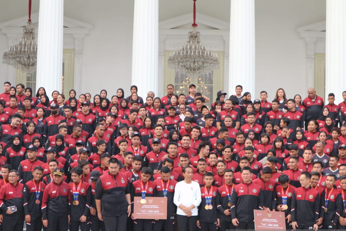 Govt awards Rp289 bln bonus to SEA Games athletes, coaches