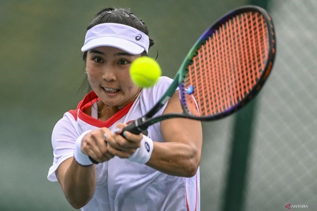 Petenis putri Aldila Sutjiadi melaju ke semifinal ganda campuran French Open