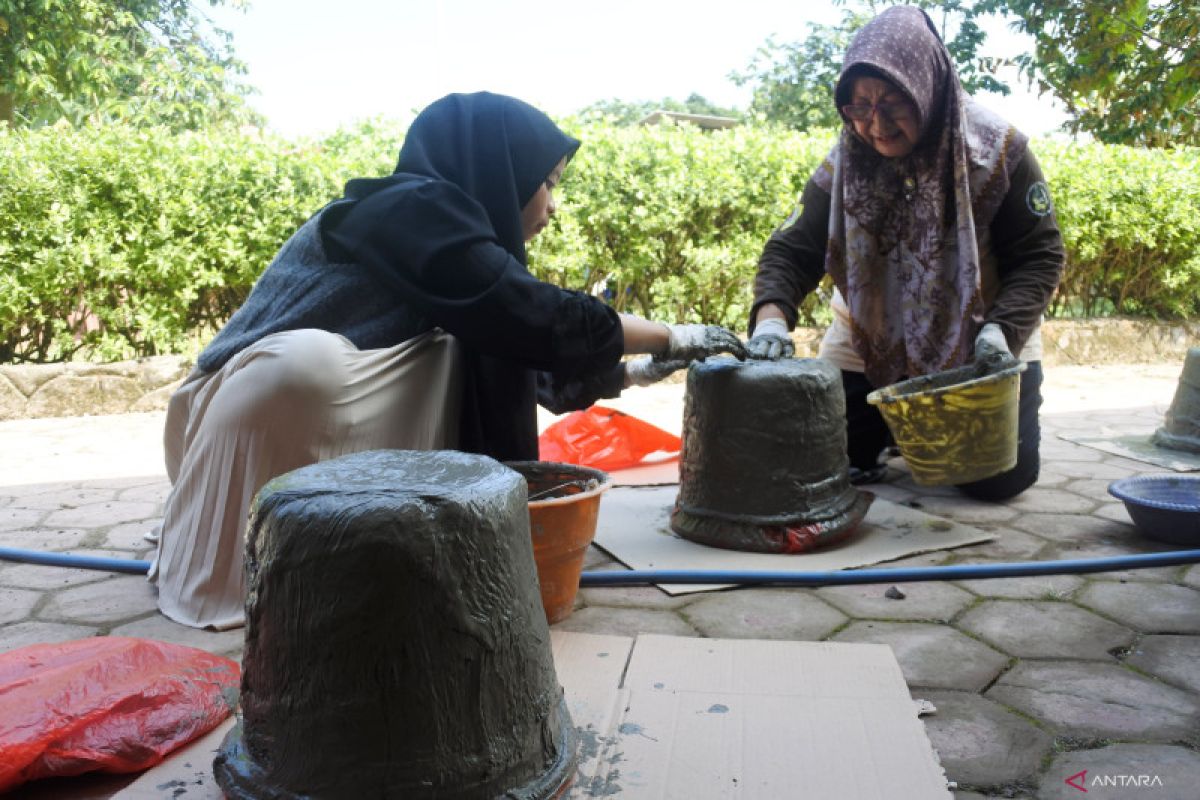 Pelatihan daur ulang sampah popok