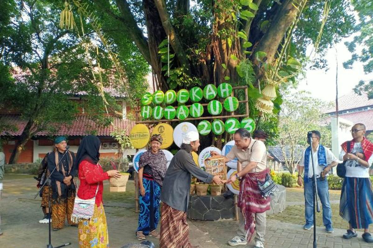 FIB UI gelar sedekah hutan, upaya menjaga dan melestarikan alam