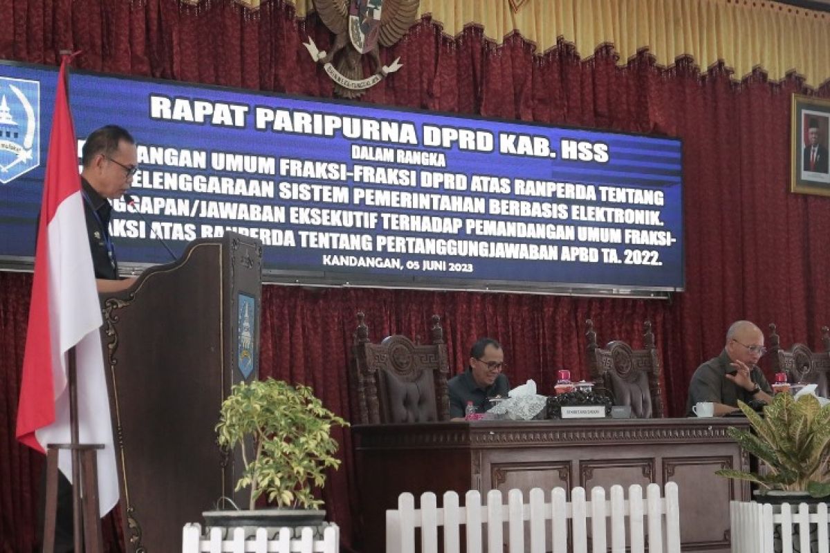 DPRD HSS paripurnakan Raperda APBD 2022