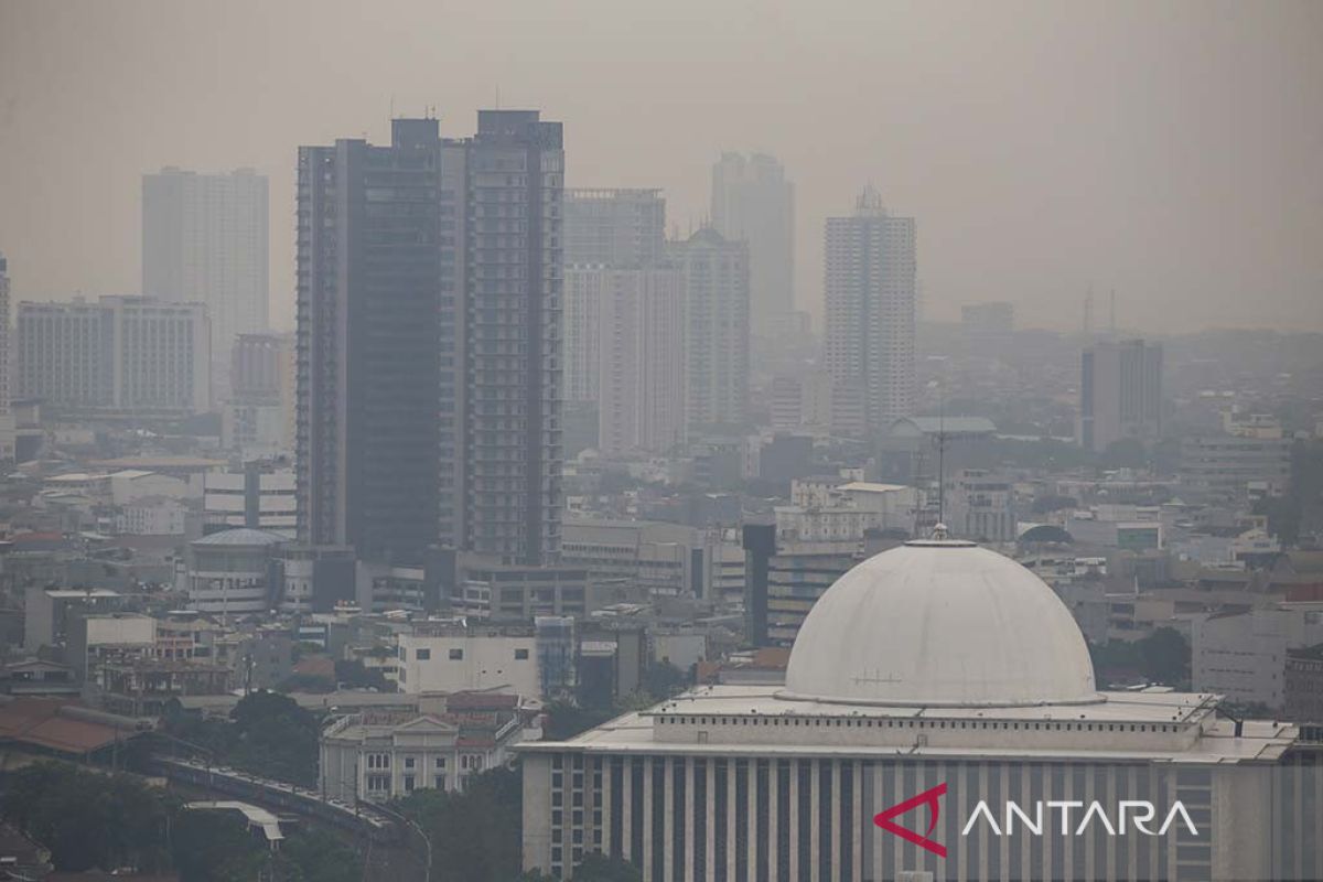 DKI kemarin, penutupan trotoar Kedubes AS  hingga penurunan polusi