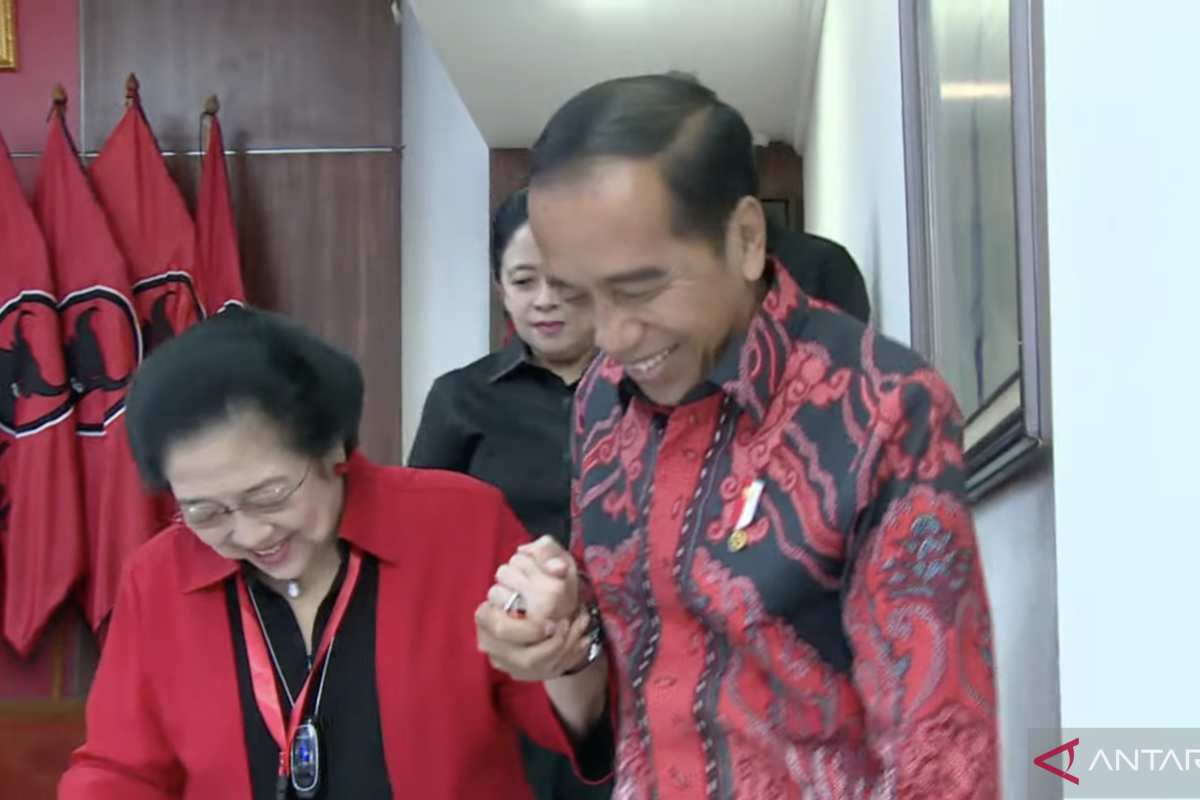 Megawati tegaskan tak tekan Jokowi terkait Pemilu 2024