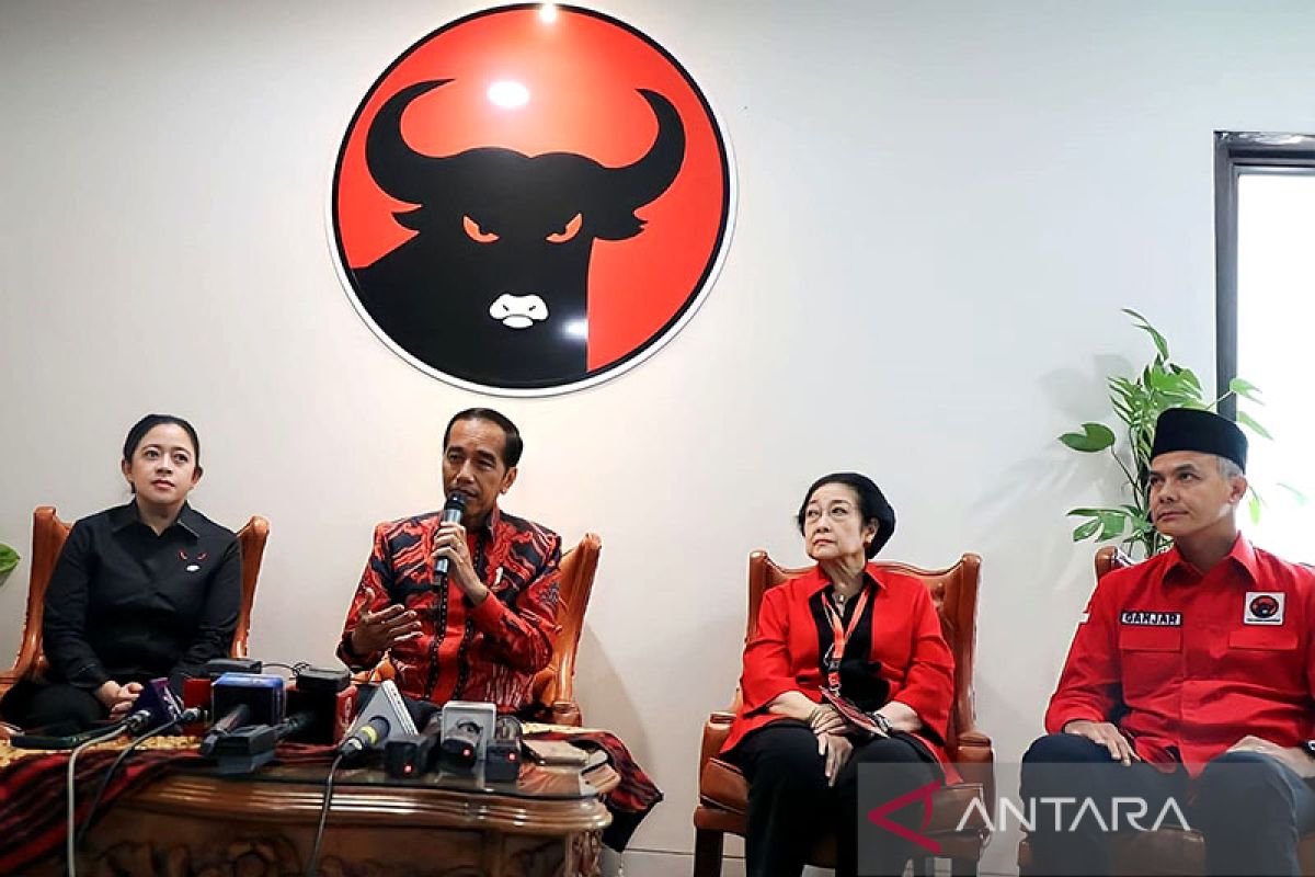 Megawati tegaskan tak tekan Jokowi terkait Pemilu 2024