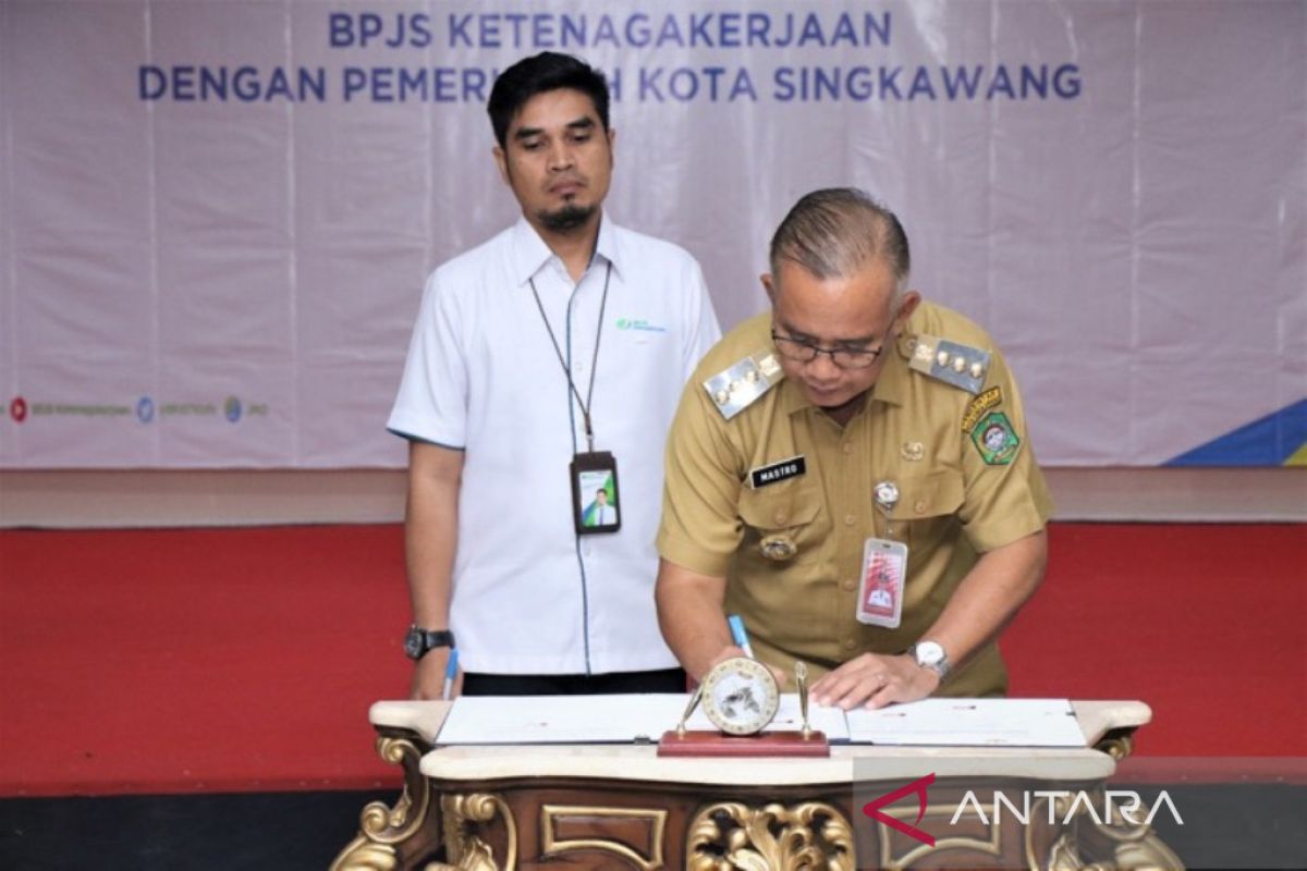 Pemkot Singkawang lindungi 586 ketua RT dalam program BPJAMSOSTEK