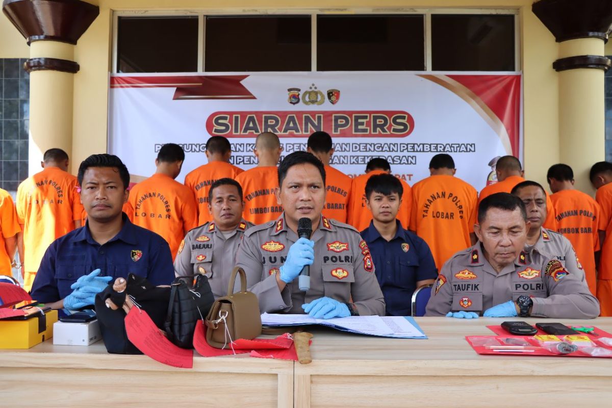 Polres Lombok Barat menangkap 12 pelaku pencurian dengan kekerasan