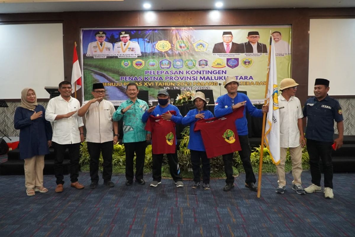 241 kontingen KTNA Maluku Utara  ikut Penas Tani di Padang